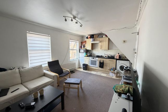 15, Zinzan Street, Reading photo 5