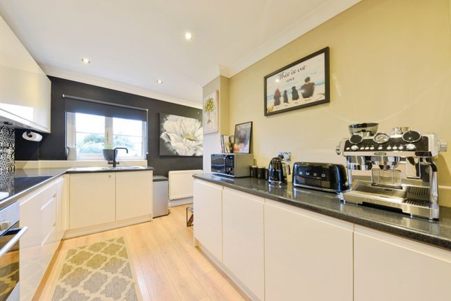34e, Rowan Crescent, Biggleswade photo 3