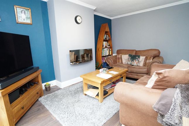 39, Musgrave Drive, Bradford photo 4