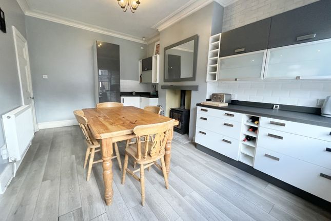 2, Somerset Avenue, Blackpool photo 4