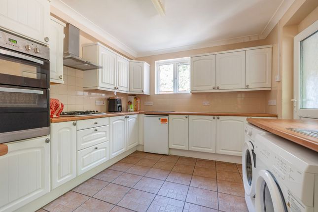 16 Mottram Close, Norwich photo 2