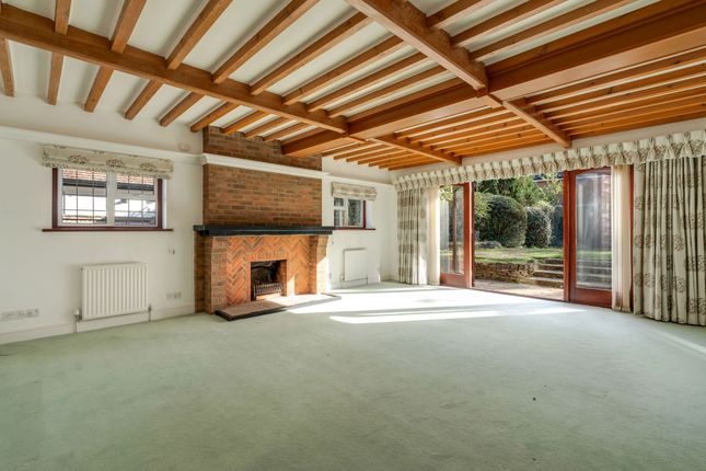 21 The Drive, Banstead photo 3