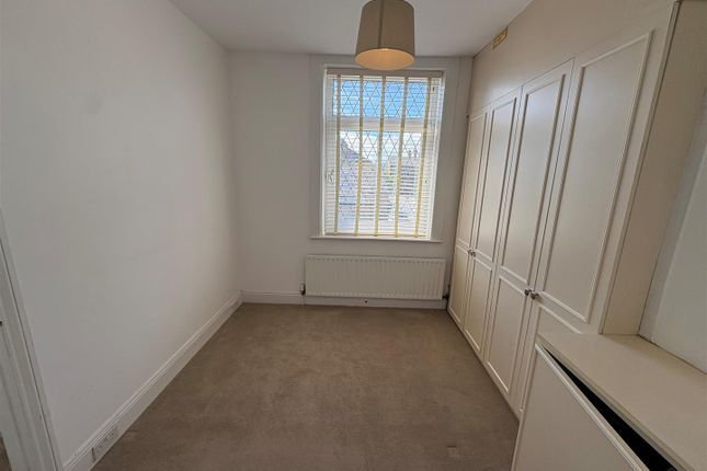 4, Commercial Street, Bradford photo 5