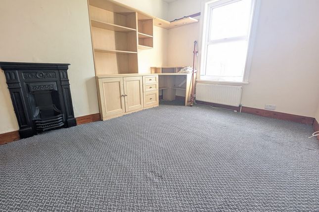27, Brougham Road, Worthing photo 2