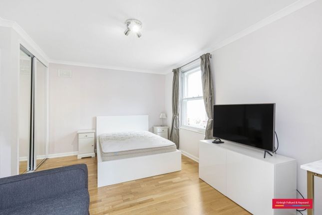 Studio to rent in Gloucester Place, London