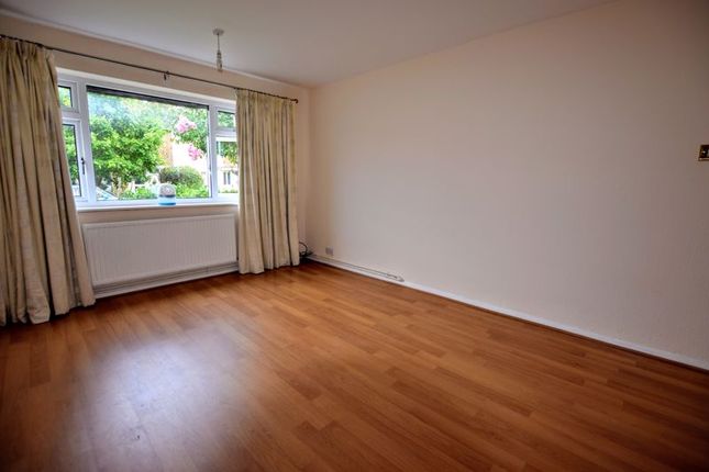 Maisonette to rent in Carrington Place, Tring