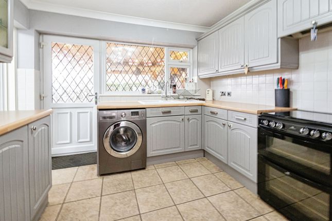 60, Canada Drive, Cottingham photo 3