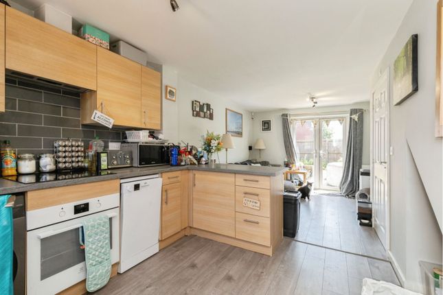 57, Burdock Way, Bristol photo 4