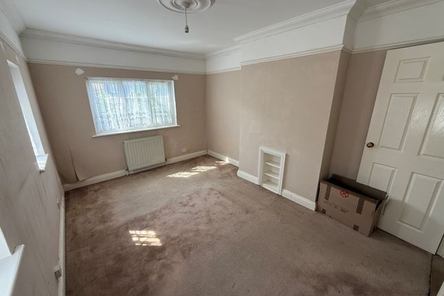 Sea Breezes, 145 Kent Avenue, Sheerness photo 4