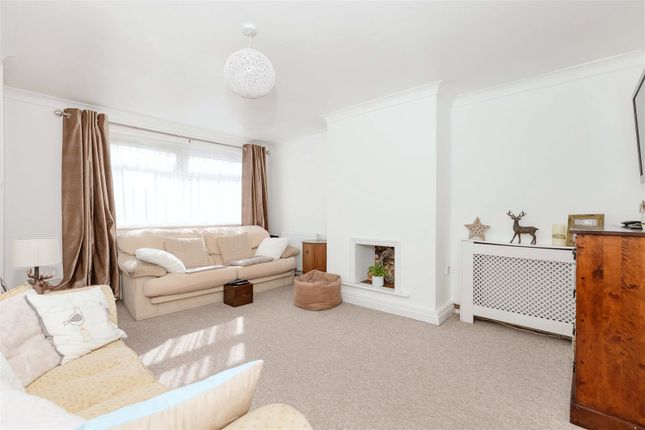 35, Kipling Avenue, Goring-by-Sea,Worthing photo 2