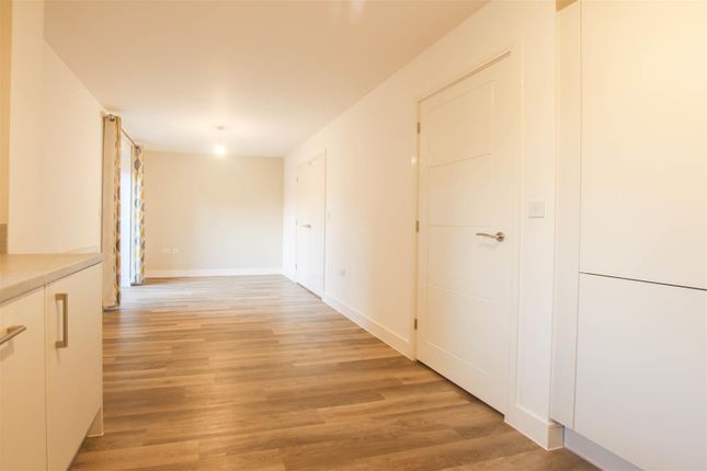 Wallace Road, Saffron Walden photo 4