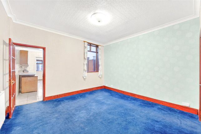 58, Clarendon Road, London photo 3