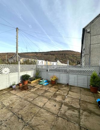 Block of flats for sale in Aberfan Road, Aberfan, Merthyr Tydfil