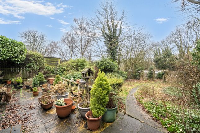 25, Woodlands Drive, Grantham photo 4