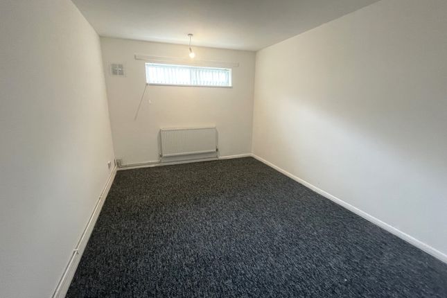 Flat for sale in Upper Ride, Coventry