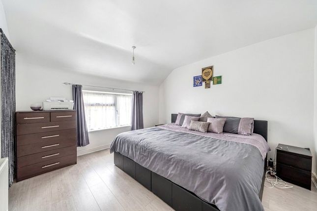 3, Spearing Road, High Wycombe photo 4