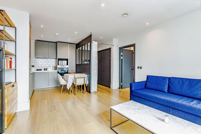 Flat for sale in High Street, Croydon