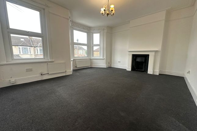Flat 1, 45c Wellwood Road, Ilford photo 5