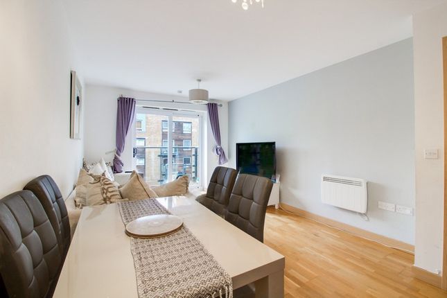 619, Cherrydown East, Basildon photo 2