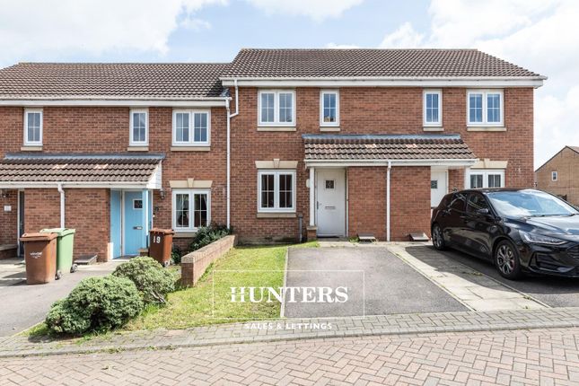 Thumbnail Town house for sale in Heather Court, Castleford