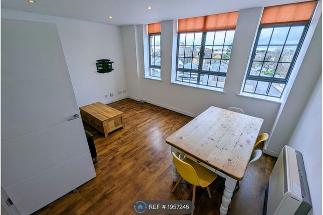 Thumbnail Flat to rent in Alexandria Road, West Ealing