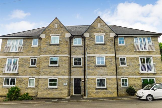 2 bed flat to rent in Apartment, Calder Valley View, Sunnybank Road, Brighouse HD6