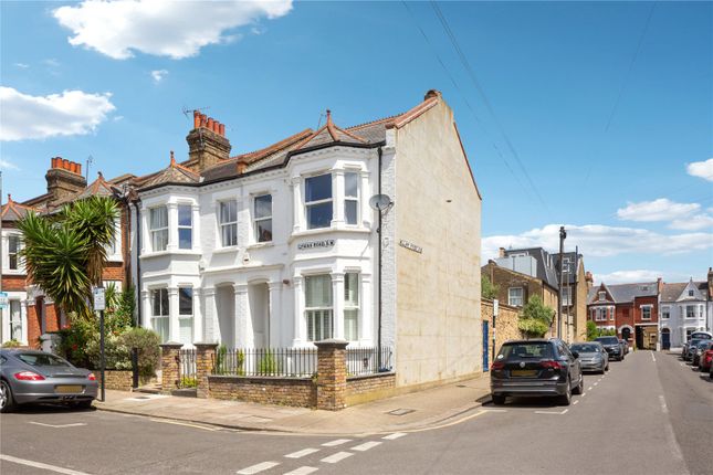 Thumbnail Flat for sale in Lysias Road, London
