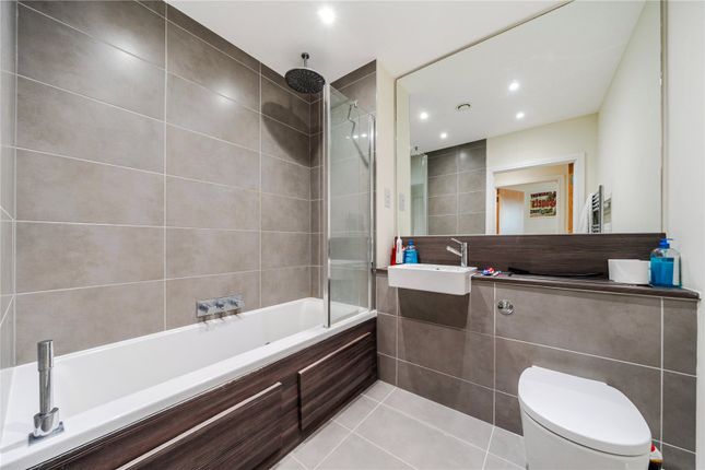 72, Corio House, 12, The Grange, London photo 3