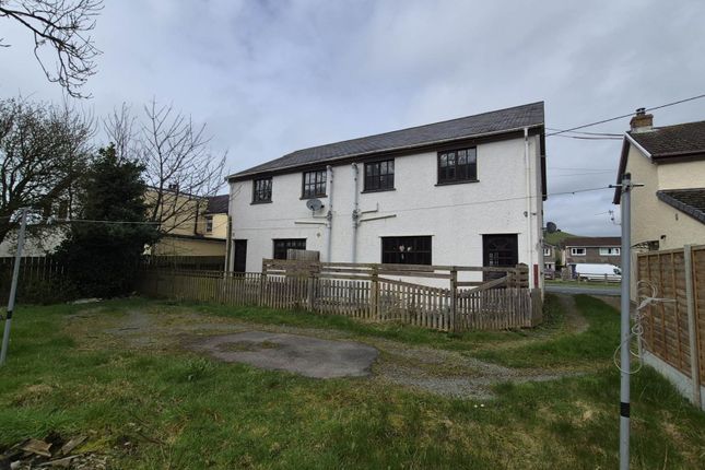1 Glanllyn, Pentre Llyn, Aberystwyth photo 2