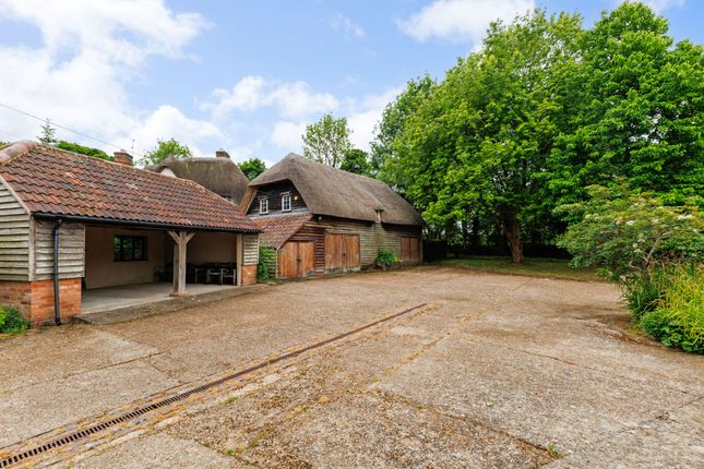 Meadow Farm, East Chisenbury, Pewsey photo 2