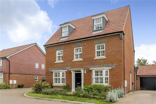 Detached house for sale in Walnut Close, Braishfield, Romsey, Hampshire