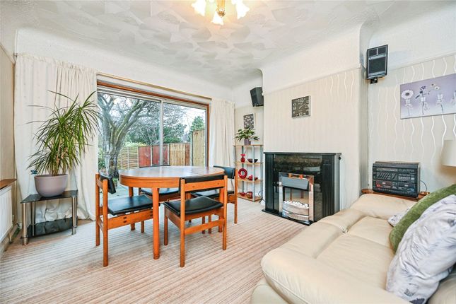 6, Martin Close, Merseyside photo 4