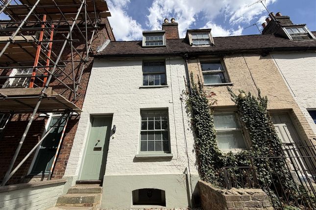2-bed house on Sandling Road, Maidstone, £250,000