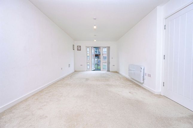 21, Lancaster House, Frogmore Road, Hemel Hempstead photo 3