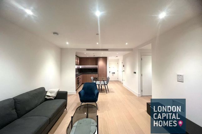 Flat to rent in Chartwell House, 4 Palmer Road London