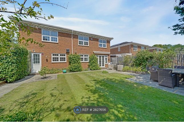 Molesey Park Road, East Molesey photo 4