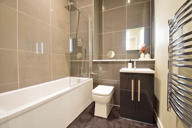303 Spencer House 10, Albion Place, Leeds photo 4