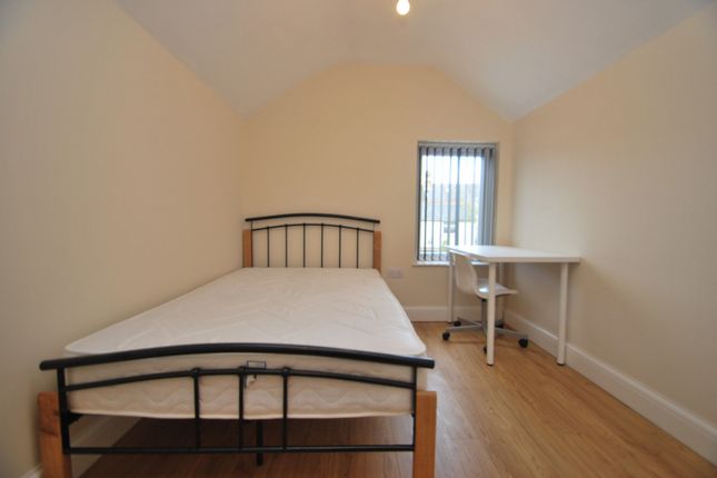 Darran Street, Cardiff photo 4