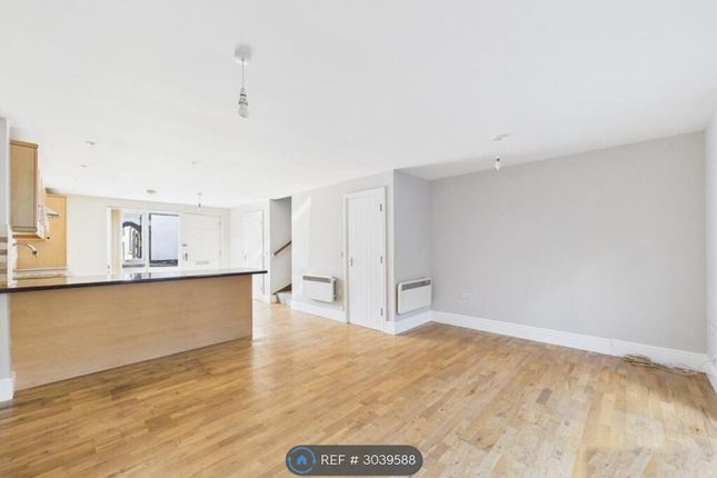 Pednandrea Modern, Sea View Terrace, Redruth photo 3