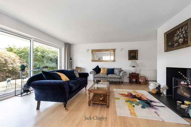 4, Culver Drive, Oxted photo 4