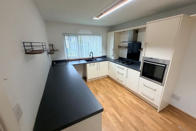7, Albert Street, Bradford photo 4