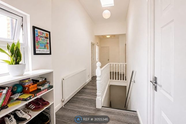 A Brownlow Road, London photo 2