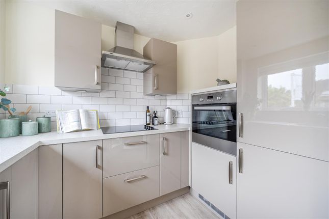 30, Beeches Lodge, Reedham Road, Burnham photo 2