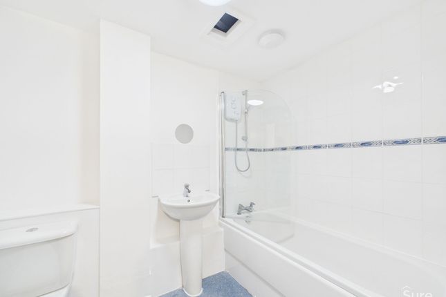48, Trivett Square, NOTTINGHAM photo 4
