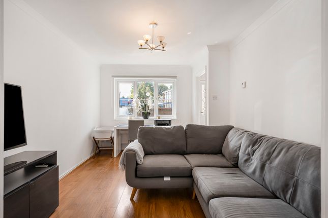 5, Alpine Grove, London photo 4