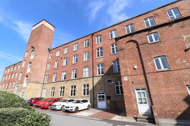 Flat for sale in Eyres Mill Side, Armley, Leeds, West Yorkshire