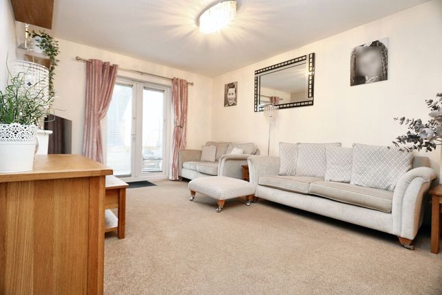 64 White Farm, Barry photo 2