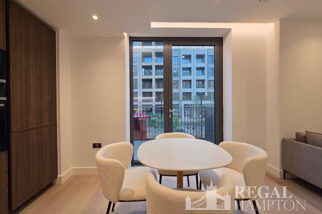 12, Emblem house, 11 Salutation gardens, London photo 3