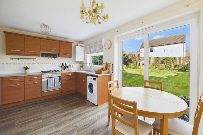 18 All Saints Court, Sutton-In-Ashfield photo 3
