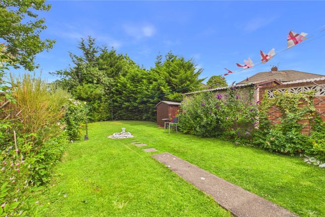 9, Huntley Close, Middlesbrough photo 3